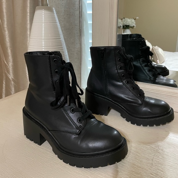 Target universal threads womens combat boots size 6.5 - Picture 4 of 5